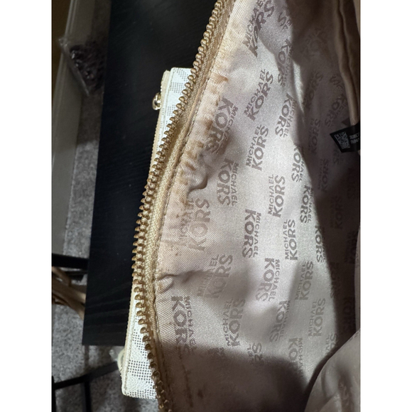 Michael Kors Fulton Large White,Gray Signature Logo Crossbody Bag - Picture 16 of 16